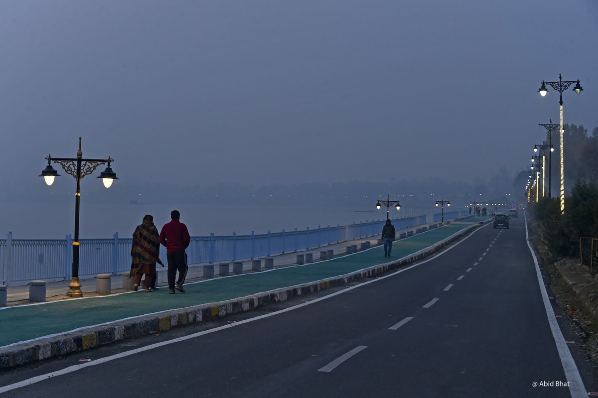 bhat_abid's tweet photo. #Dallake- Northern Lakefront https://t.co/YmdjSTtGE7