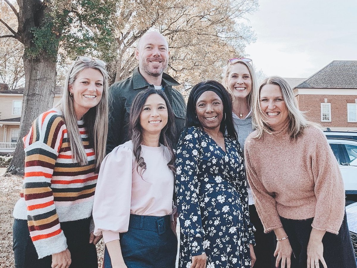 PoppyAdair's tweet photo. I am beyond thankful for my team, @FMSDTechTeam! Each of you has made joining a new team and starting a new role easy.  Thank you all for all of the help, encouragement, and guidance.  #fmsdteamwork #teamworkmakesthedreamwork https://t.co/4opQvXIAfM