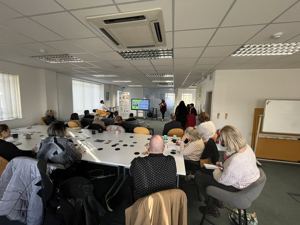 D2N2 Careers Hub (@d2n2careershub) on Twitter photo Amazing morning with Careers Leaders in the south of Derbyshire. Thanks to @EMAtrainingltd for hosting us and showcasing the apprenticeships you offer.
#networking #apprenticeships
<a href="/Laurajwilkins/">Laura Wilkins</a> <a href="/KeironTurner/">Keiron Turner</a> <a href="/HelenGuyatt/">HGuyatt_EMCCA</a> Amazing morning with Careers Leaders in the south of Derbyshire. Thanks to @EMAtrainingltd for hosting us and showcasing the apprenticeships you offer.
#networking #apprenticeships
<a href="/Laurajwilkins/">Laura Wilkins</a> <a href="/KeironTurner/">Keiron Turner</a> <a href="/HelenGuyatt/">HGuyatt_EMCCA</a>