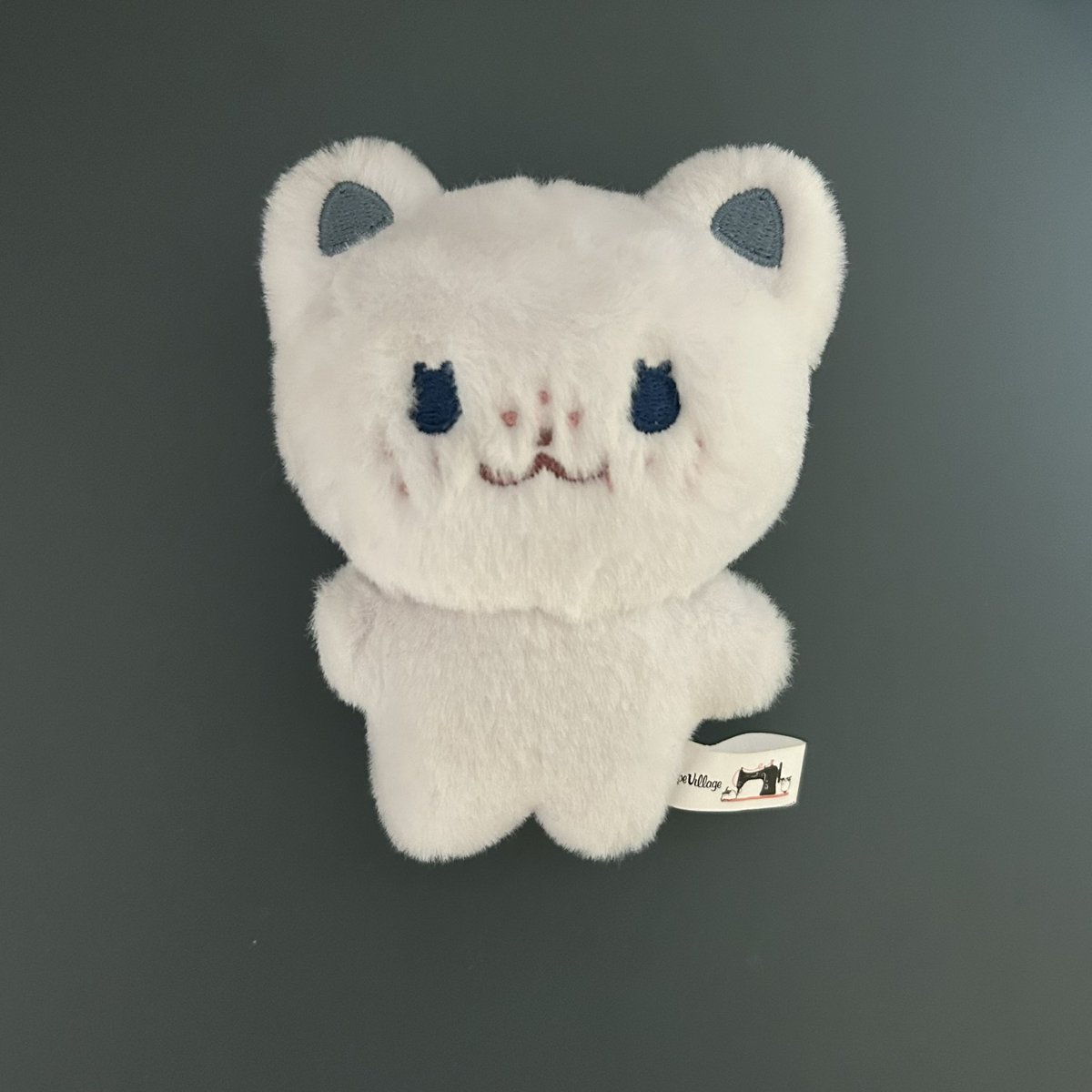 coolk1dd01's tweet photo. 스트레이키즈 필릭스 뽁냥이 인형 2.5 양도

-외출 5회 미만(상태 아주조아용)
-모든 인증가능
-반택/편택/준등기/우편 O
-포카랑 덤도 넣어드려용

스트레이키즈 필릭스 이용복 용복 뽁냥이 입있뽁 스키즈 인형 https://t.co/wNvCuhql94