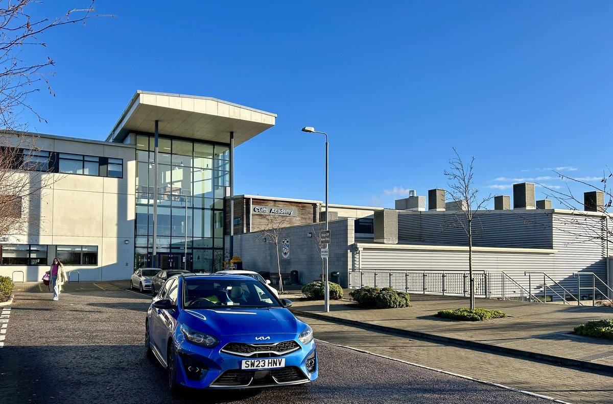 SASWildcat's tweet photo. Back to my old school Cults Academy with Duncan this morning. Great session with the PSA’s. All keen to increase their confidence & knowledge when dealing with an ‘Out of Hospital Cardiac Arrest’
@Scotambservice
@SaveALifeScot
@KiaUK
@Gillanders_ltd
#CPRSavesLives
#DRSABC https://t.co/KUJTYOQzwg