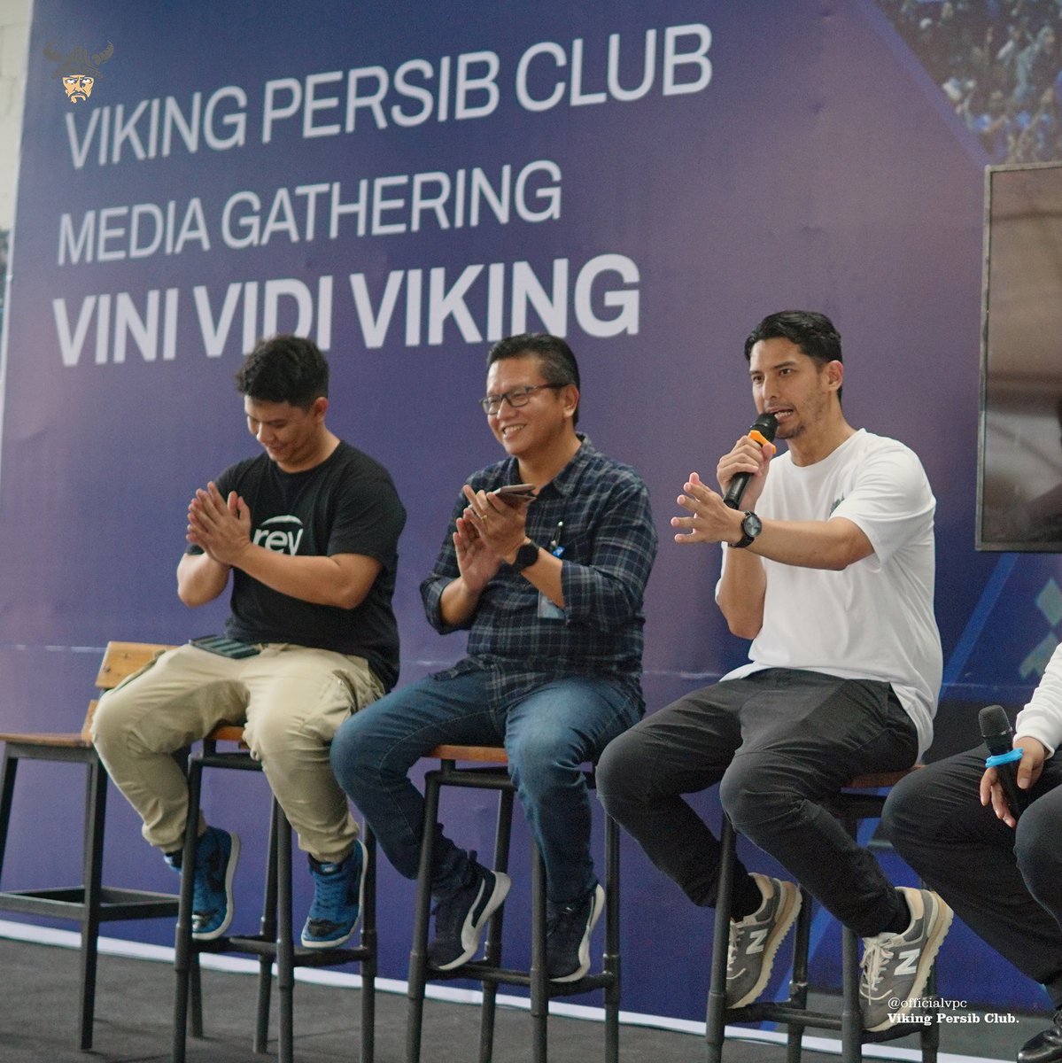 𝖛𝖎𝖐𝖎𝖓𝖌 𝖕𝖊𝖗𝖘𝖎𝖇 𝖈𝖑𝖚𝖇 tweet media