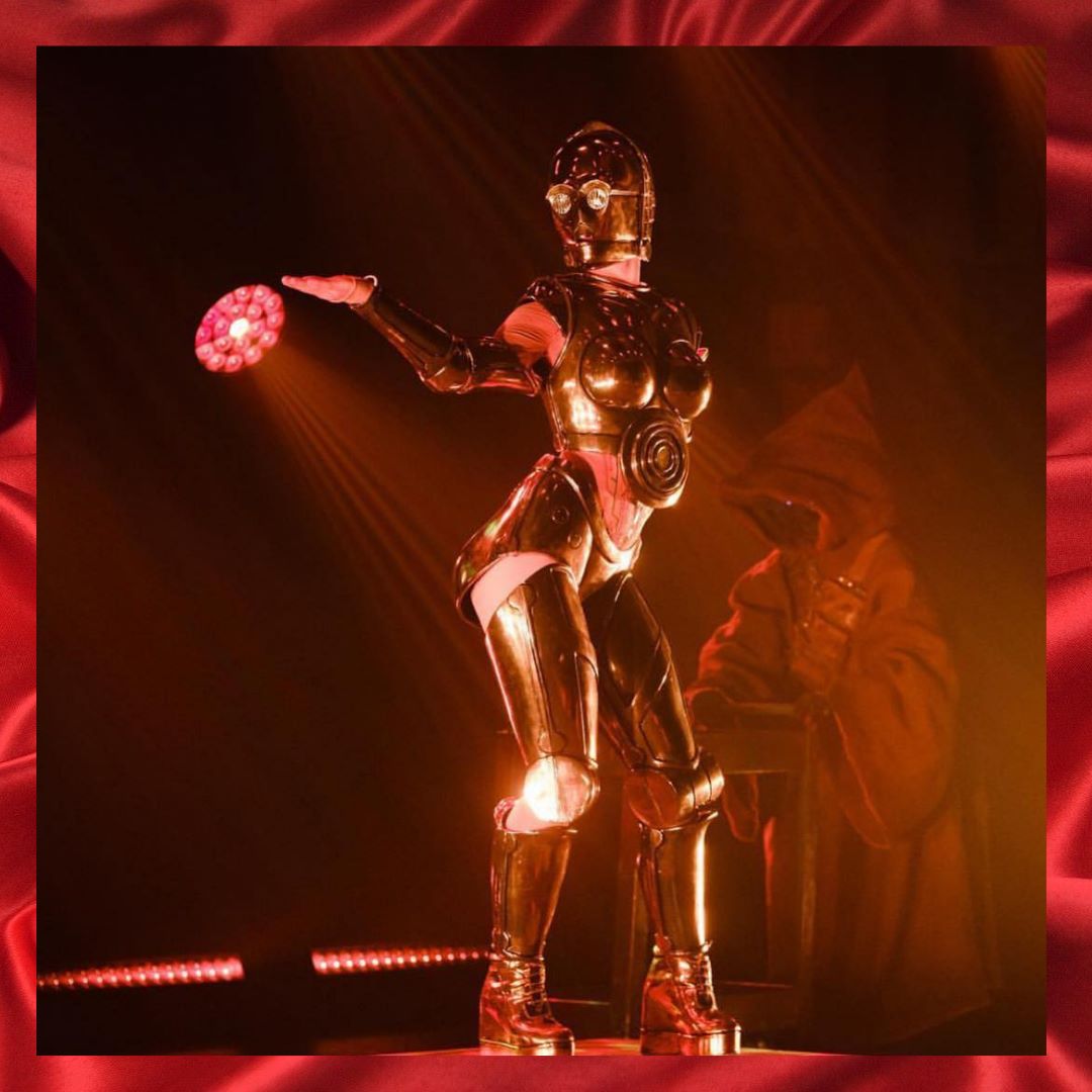 1baiserofficiel's tweet photo. Êtes-vous un fan de Star Wars et de spectacles époustouflants ? The Empire Strips Back: la Parodie Burlesque arrive enfin à Paris, et sa durée a été prolongée jusqu'à janvier 2024!
#france #1baiser #stripback #starwars #theempirestripsback https://t.co/NwRzTri1pb