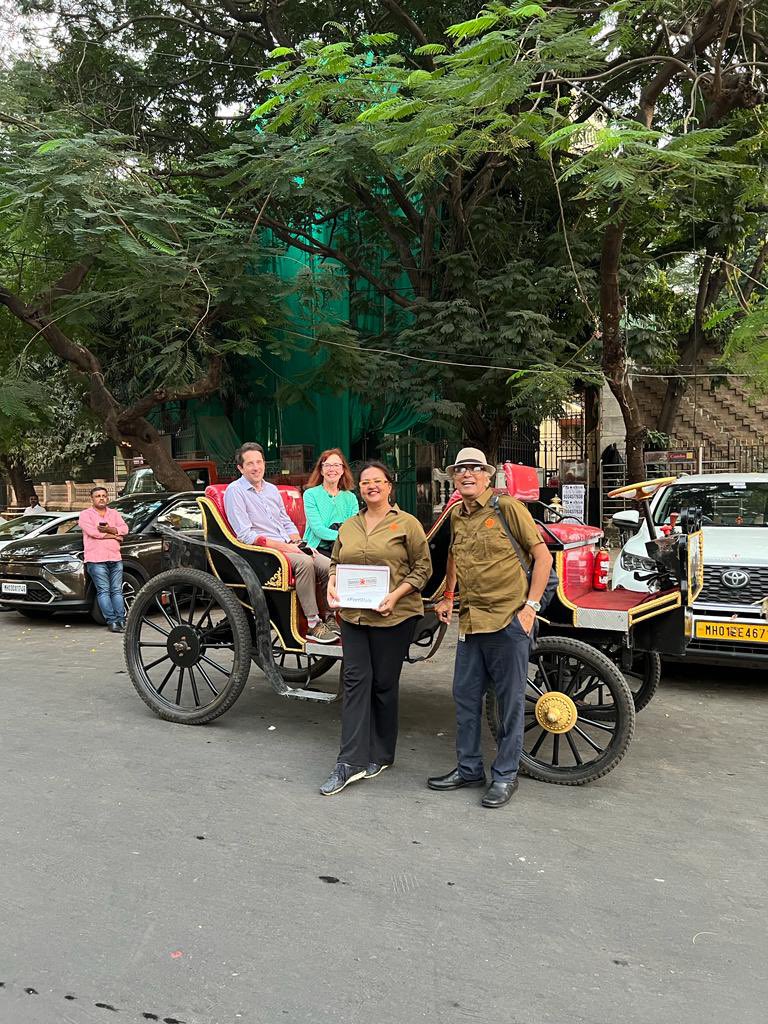 Khaki_Tours's tweet photo. A team of #academicians from the prestigious @UofIllinois Urbana were visiting #Mumbai for the first time. They enjoyed the #oldtown stories of #Bombay on our #FortByVictoria ride even amidst the last minute #Diwali shoppers on the bustling streets of the city.

Loved our tours? Time to take your loved ones on one of our experiences!
To book a tour, call +91 8828100111 or email hi@khakitours.com

#DiscoverMumbai #MumbaiHeritageTour #Mumbai #MumbaiHistory #KhakiTours