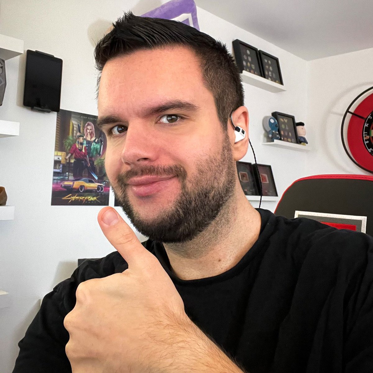 TrilluXe tweet media