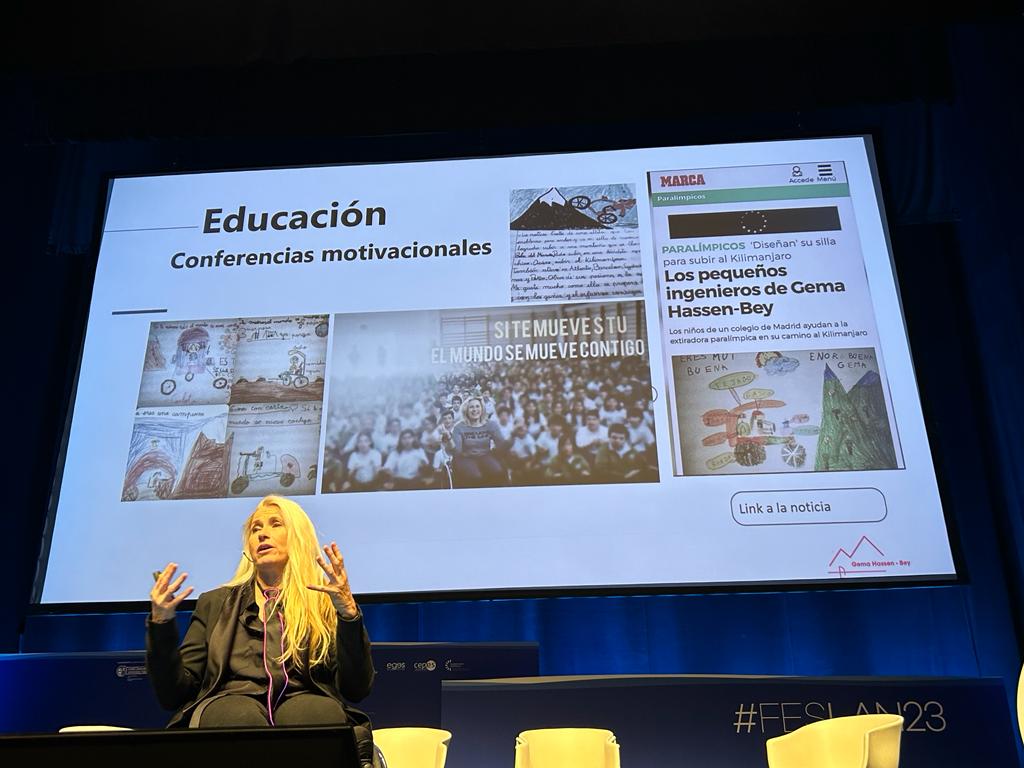 konfekoop's tweet photo. @igoa9 @Huhezi @Orbea @Enpresagintza @LanDpto @lanbideejgv @KoopKontseilua @Gipuzkoa @empleogob @eu2023es #FESLAN23 | Comenzamos el día escuchando a @GemaHassenBey. Medallista paralímpica, periodista, coach y conferenciante.
📌 ‘Todos podemos alcanzar nuestras cimas’.
#SomosEconomíaSocial #dsseconomiasocial https://t.co/o7nVW4ctJK