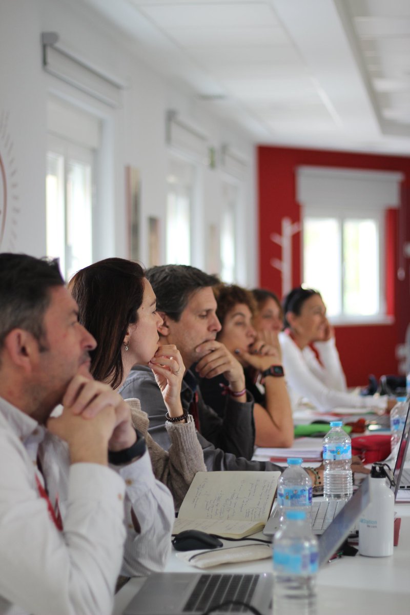 Fundación Educativa Sofía Barat tweet media