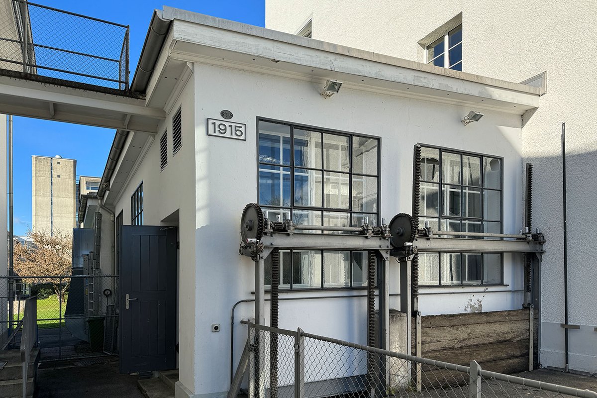 Schwingungsmessungen am Kraftwerk Niedertöss - Dr. Deuring + Oehninger AG deuringoehninger.ch/schwingungsmes…