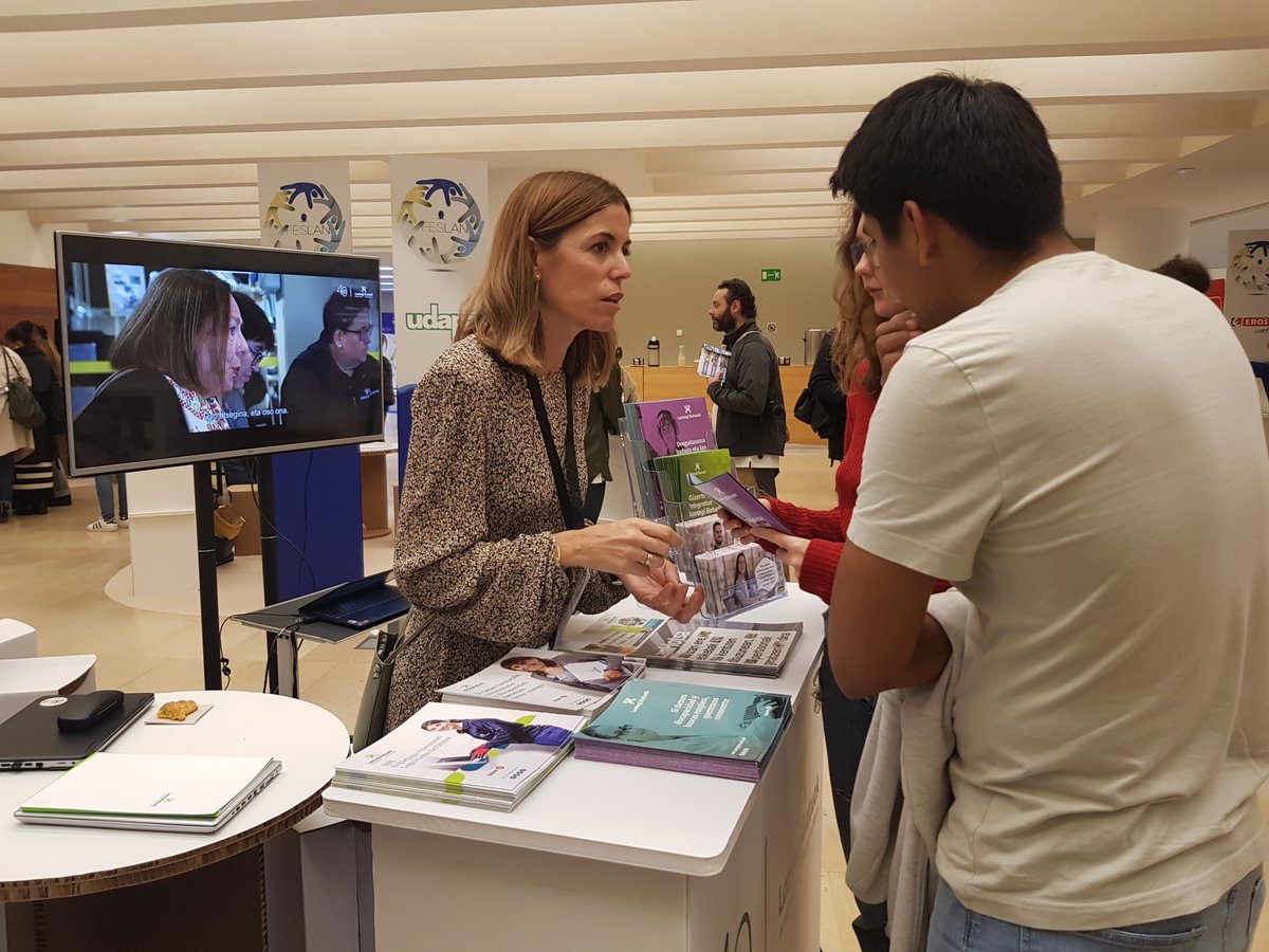 lantegibatuak's tweet photo. Gaur ere, #FESLAN23 azokan, #GizarteEkonomiaren topaketan.
Hoy seguimos en #FESLAN23, el encuentro de la #EconomíaSocial.
#LagundutakoEnplegua #BBKSAE #EmpleoconApoyo
#100eko100gai #100x100Capaces https://t.co/UJZ4fLNIaR