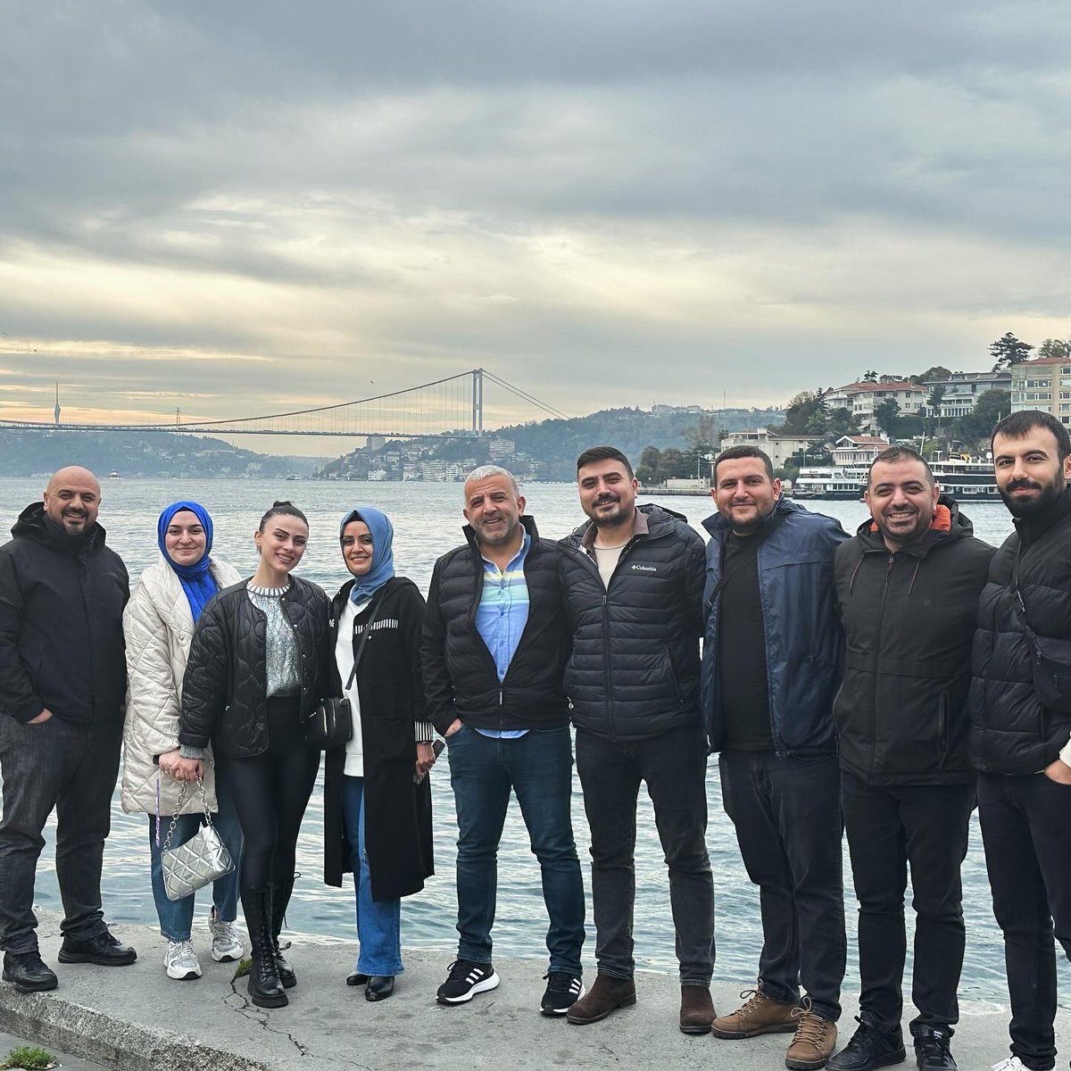 #artumemlak #artumgayrimenkul #yemek #toplanti #çeliktepe #4levent #şirintepe #kağıthane #tapukadastro #kağıthanetapu #emlak #gayrimenkul #satış #satılık #hayırlıolsun #emlakçı #realestate #emniyetevler #sahibindencom #hurriyetemlak #zingatcom #emlakjet #greenox