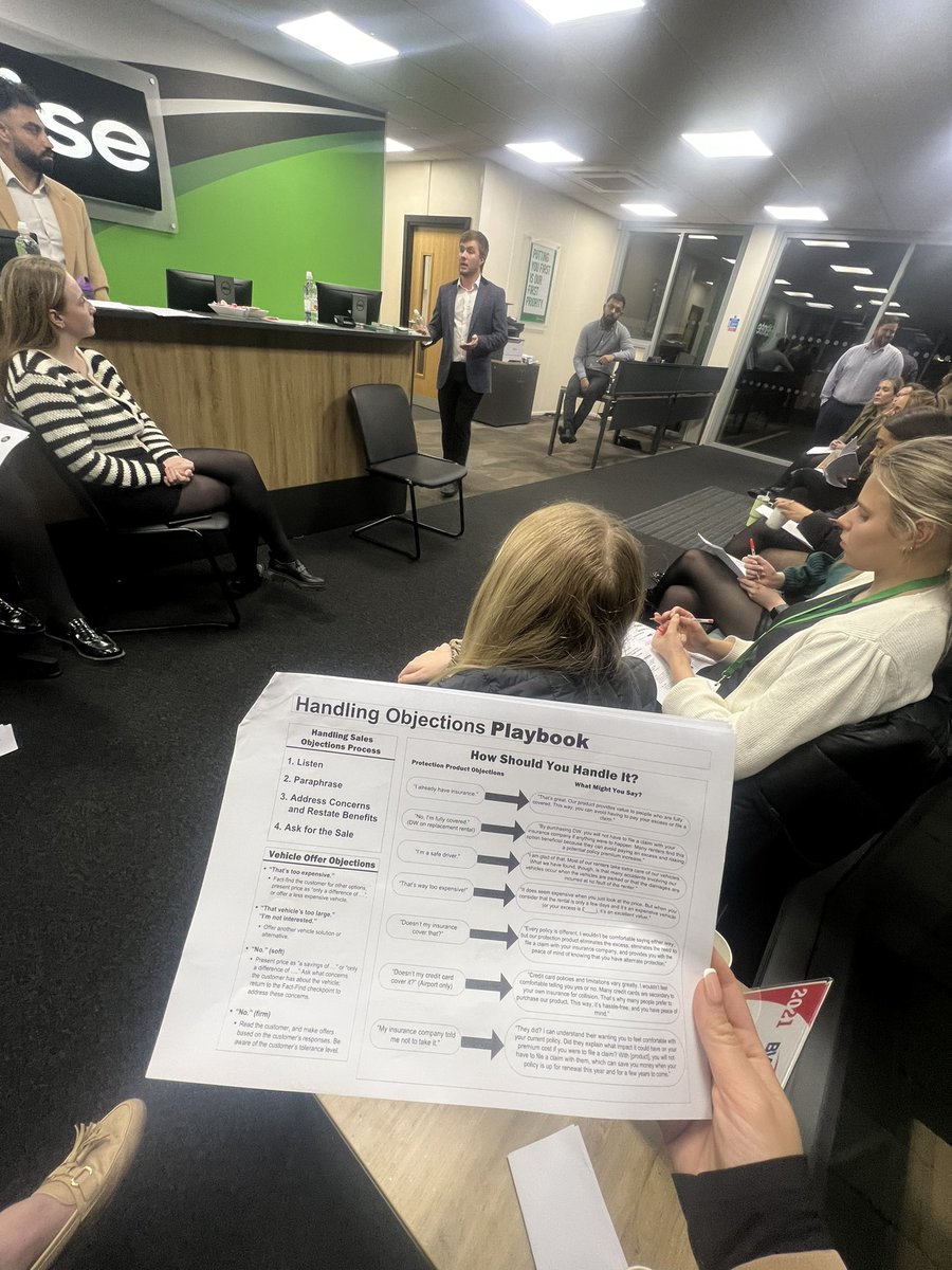 What a great evening for our U32 &amp; U38 FFG Sales Session last night! 

Thank you to all our best Sales People in U3 for taking the time to share your past practices and knowledge with the rest of the females!! 

A lot of takeaways, interactive role play and networking going on!