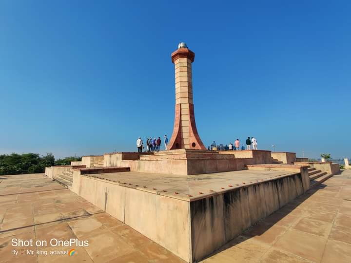 🌾☘️माना पारगी की धरा मानगढ धाम पर 17 नवंबर 1913 को शहीद हुए 1507 से भी अधिक भील आदिवासी शहीदों को कोटि कोटि नमन जोहार 💐💐💐
#मानगढ़_शहादत_दिवस