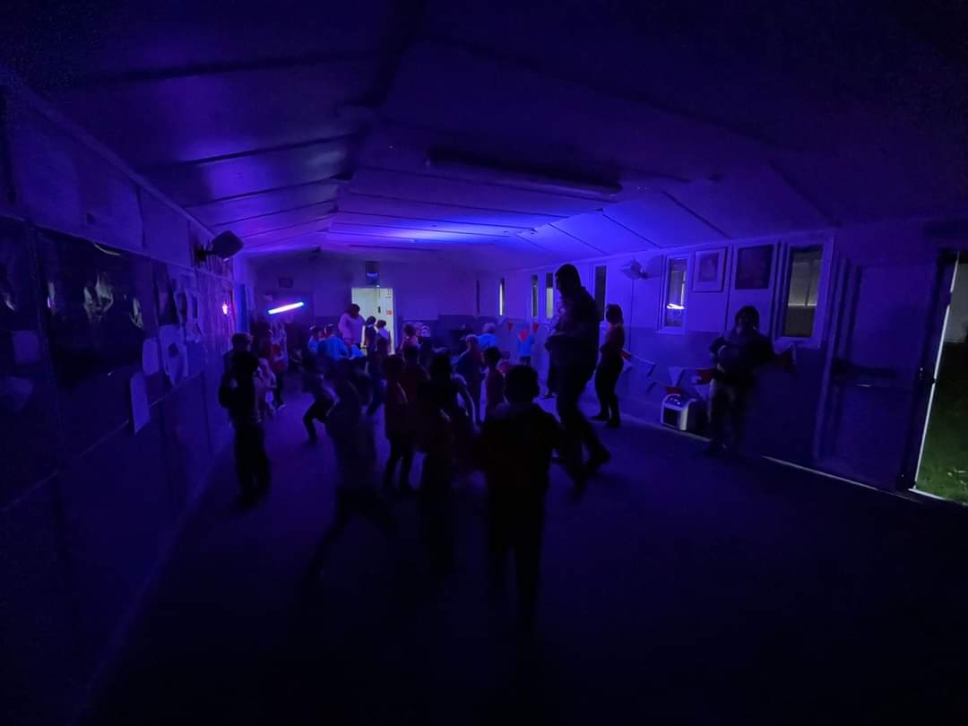 1stHardingstone's tweet image. So proud of our Beavers who took part in a Danceathon for @BBCCiN last night. The tunes kept  A whopping £1165 with gift aid raised! 

justgiving.com/page/louise-br… 

#childreninneed #beavers #scouts #dance @BBCLookEast @ChronandEcho @NorthantsScouts @BBCNorthampton