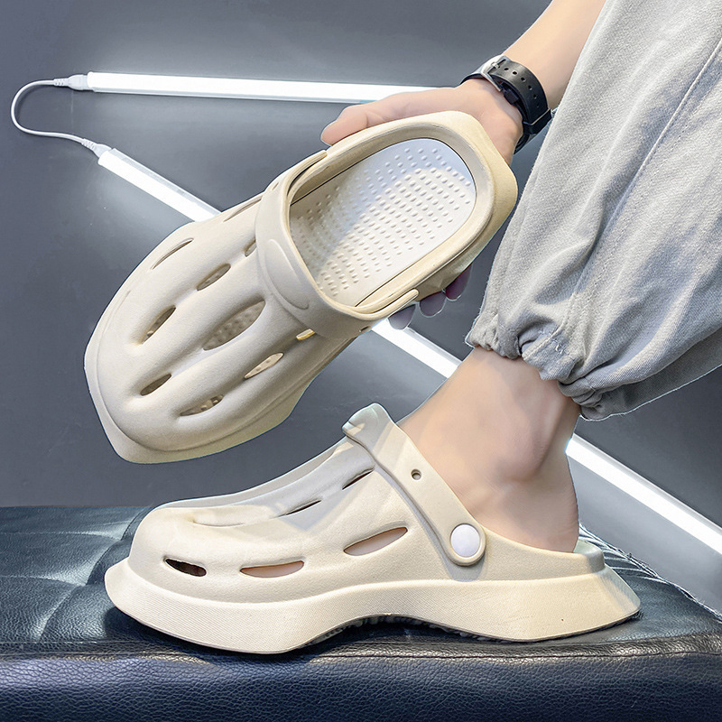 daisyao2015's tweet image. 2023 new fashion Eva beach shoes.Comfortable with no smell would be the first choose for this. Of course and design. Contact us, we have more for you🔥#CloudSlides #SummerFashion #BeachStyle #FashionFootwear #ComfySlides #FootwearGoals #SummerEssentials #footweartrader