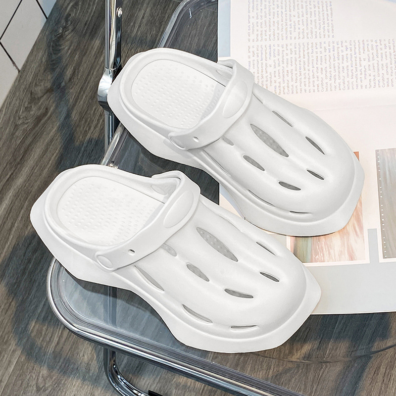 daisyao2015's tweet image. 2023 new fashion Eva beach shoes.Comfortable with no smell would be the first choose for this. Of course and design. Contact us, we have more for you🔥#CloudSlides #SummerFashion #BeachStyle #FashionFootwear #ComfySlides #FootwearGoals #SummerEssentials #footweartrader