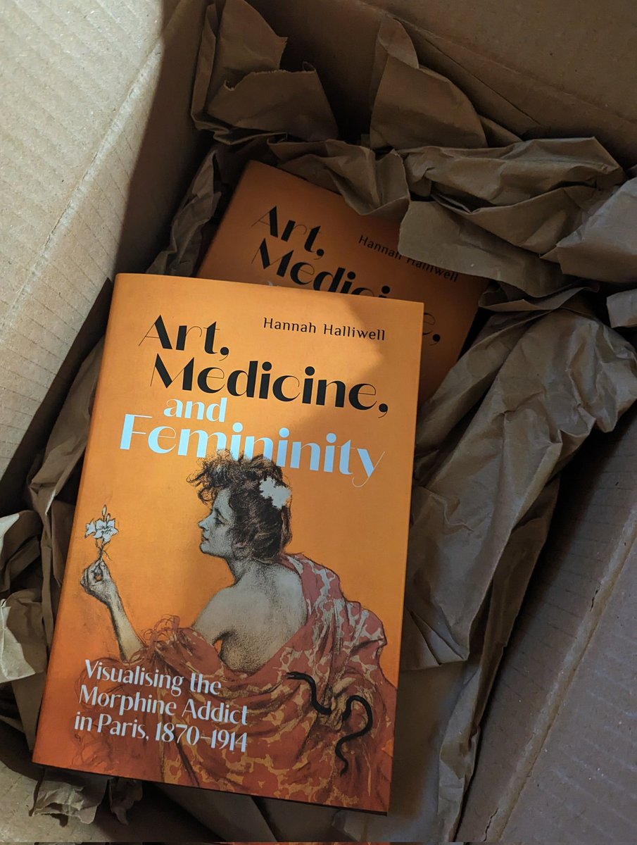 Eek, my author copies have arrived! Feeling excited and nervous in equal measure. (it did take me several hours to build up the courage to actually open the box 👀) @McGillQueensUP mqup.ca/art--medicine-…