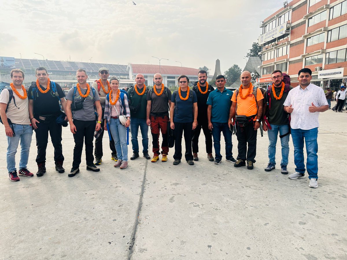 Welcome to Nepal 🇳🇵 
The group arrived in Kathmandu for their trek to Everest Base Camp with Island Peak Expedition 🙏🙏