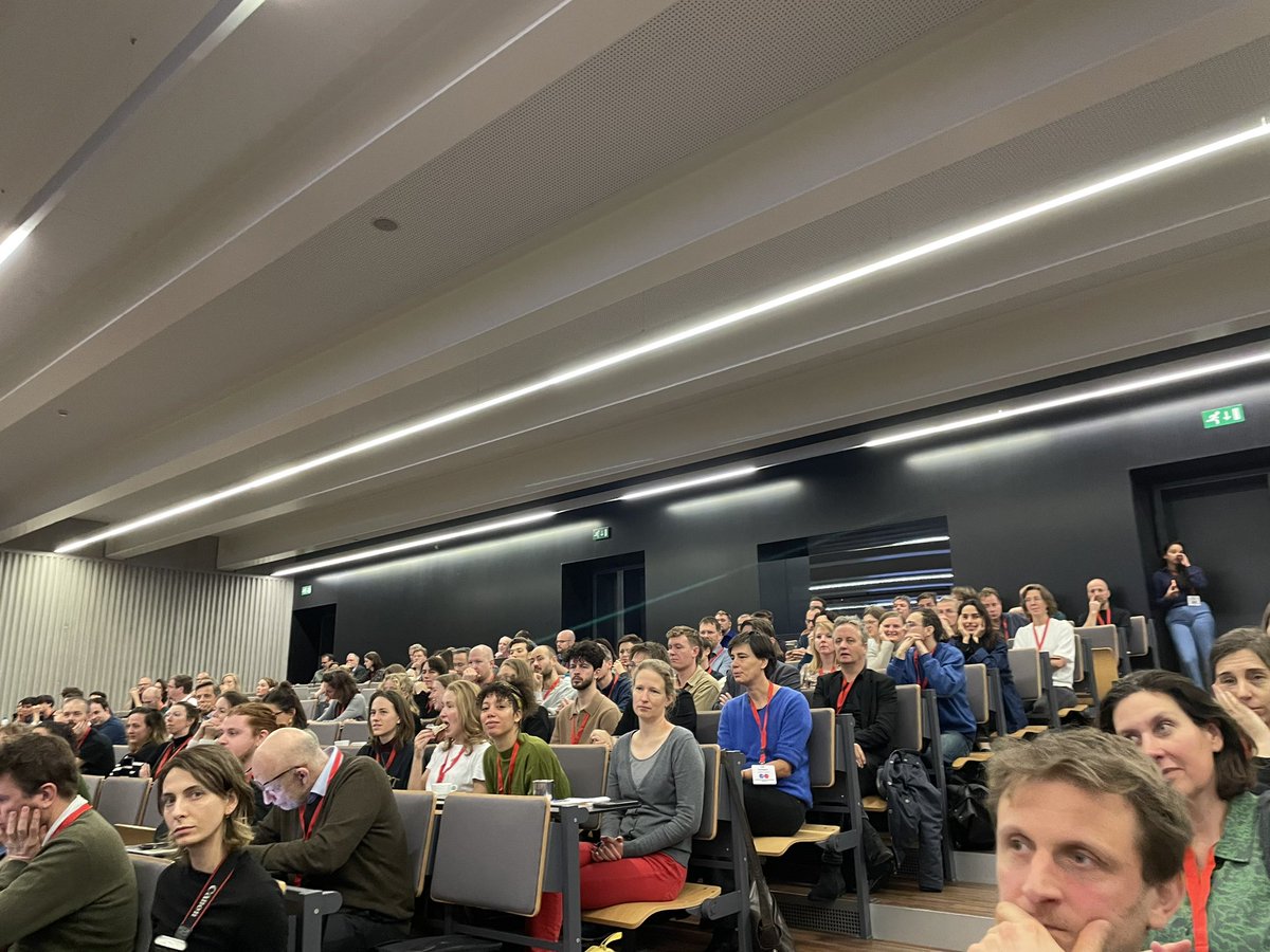 débora votquenne tweet media