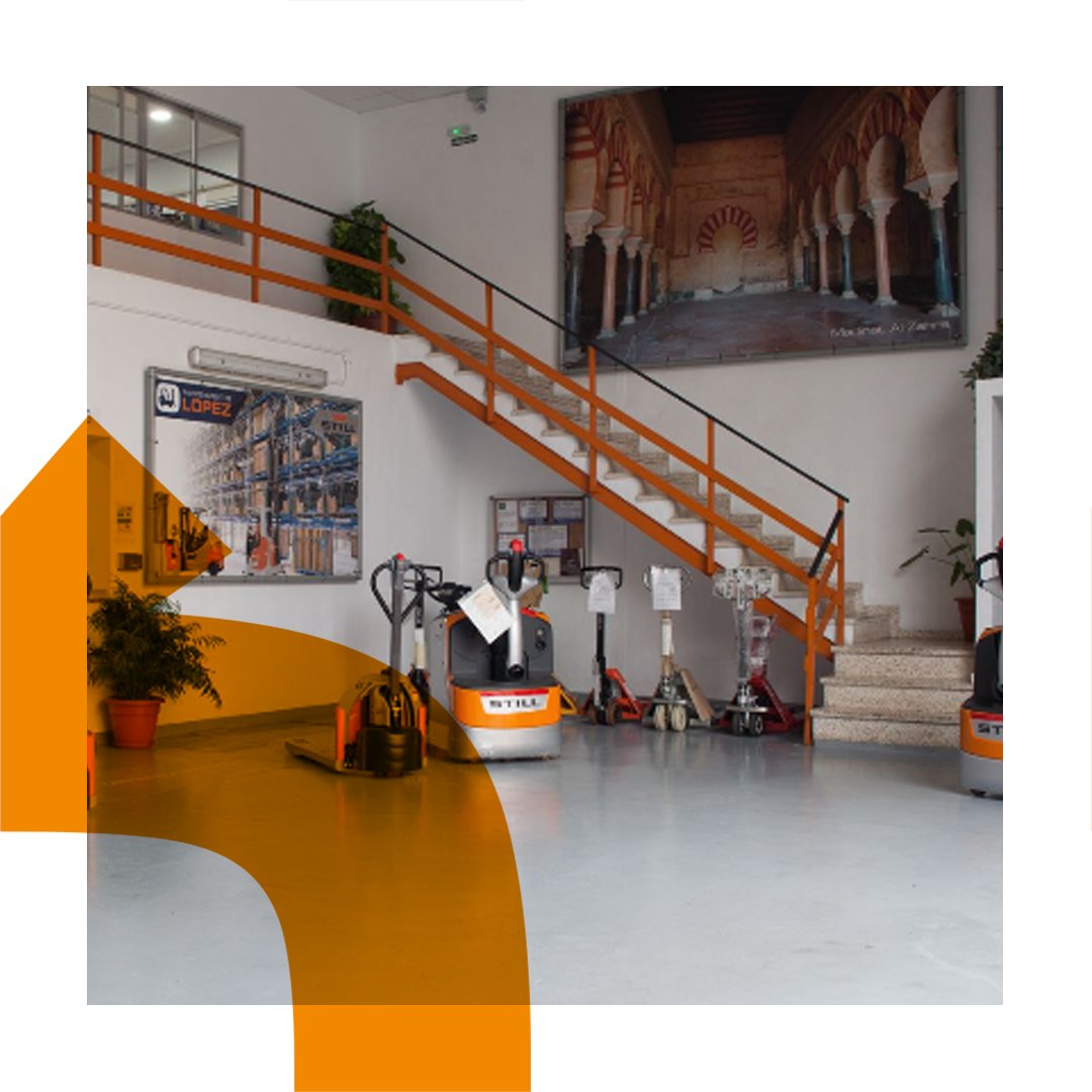 mantslopez's tweet photo. 🛠️ En Mantenimientos López, nuestro compromiso es ir más allá de la excelencia en servicios de apoyo logístico. Somos la pieza clave que impulsa la eficiencia en tu operación, ofreciendo soluciones integrales para el mantenimiento de carretillas y equipos esenciales. https://t.co/WI9Ujc3XND