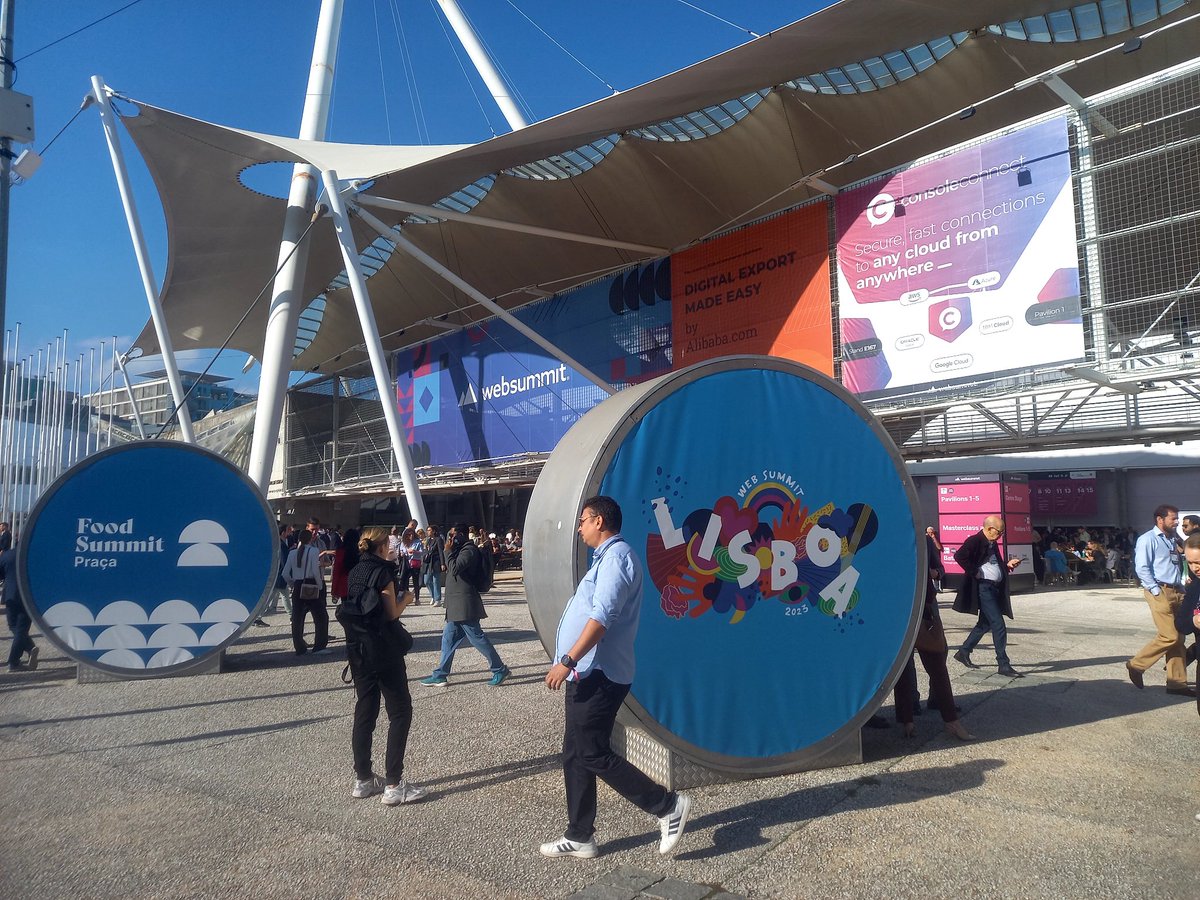 InnofundSDG's tweet photo. Bye bye #Lisbon and #WebSummit. Great to be heading home with 50 new key contacts to help us scale our service and mission. #Cashdillo #web3aid #Sustainability #Algorand https://t.co/wuplP6iQyp
