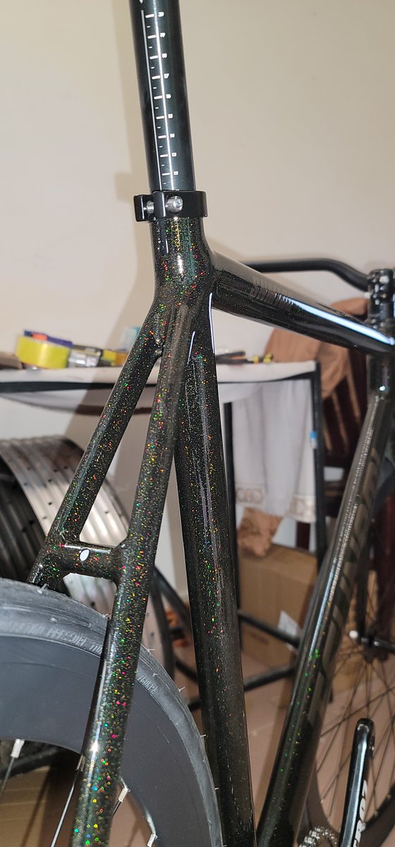 tsunami82269's tweet photo. 🌈🌈🌈TSUNAMI snm100
Black with multicolor, a riot of colour, neon, Obsidian
Size 49 52 55 58 frame & fork headset NECO
#fnfjb #fixedgear #fixedgearbike #fixiegear #cycling #cycle #cycles #trackbike #trackbikes #singlespeed #singlespeedbike #singlespeedcycle #pistbike https://t.co/Sgr2RZHmwn