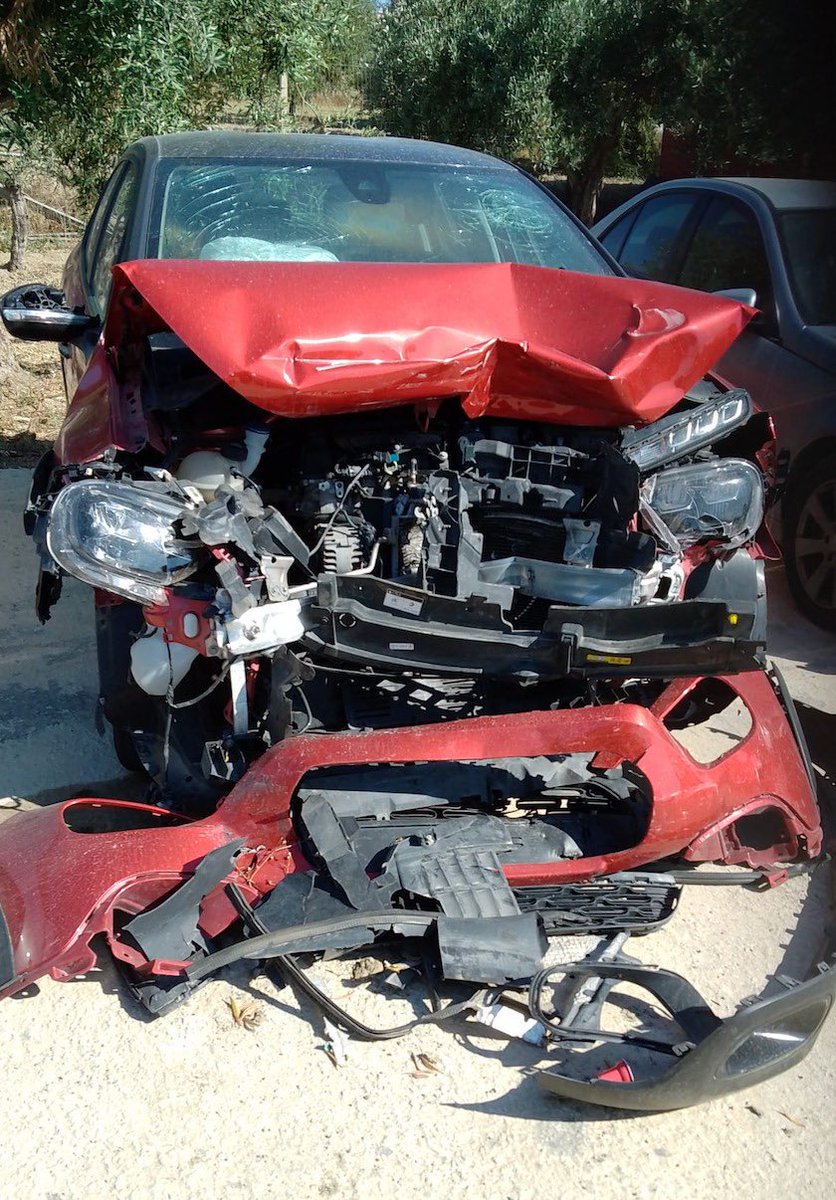 VeeCeeBee4's tweet photo. Celebrating my birthday this year especially thankful to have survived this accident, 5 months ago, with minor injuries. 
Thank you guardian angels! https://t.co/uNZtZL5g2l