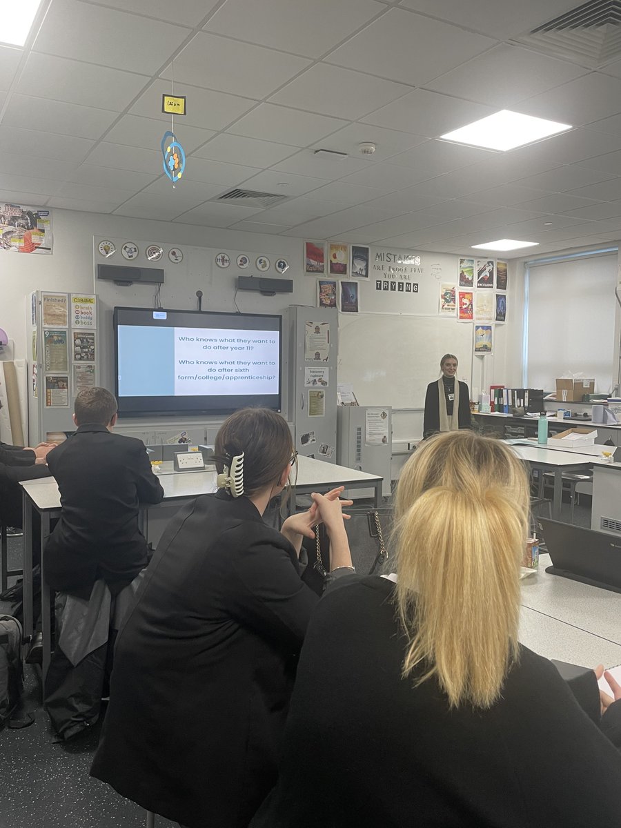 GeneratingGenius tweet media