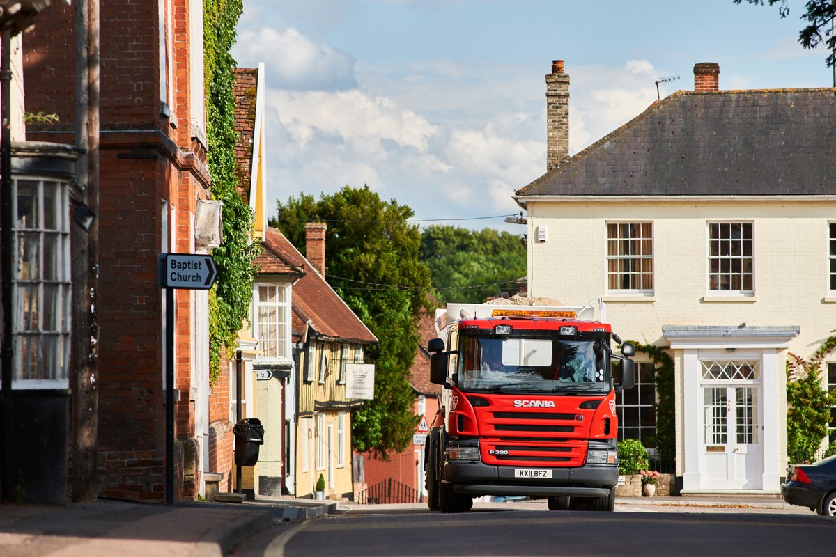 📸 #Throwback to our volumetric truck in Bildeston – navigating Suffolk's unique streets from day one! 🚚🏞️

#ConcreteSolutions #Suffolk #Bildeston