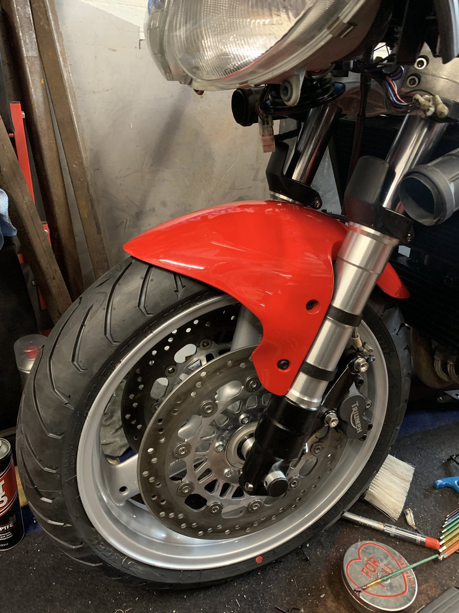 Exuptoy's tweet photo. @ProBikeUK Mid-recommission of a 1 owner 3k bike.
#T595 https://t.co/l5abCyl0Cw