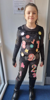 GosbertonAcad's tweet photo. Maths Week comes to an end today and today is 'Dress as something Maths-Related' - Here are some of our outfits - #MathsWeekEngland #MathsMatters #MathsIsFun #AddAGreatWeek #LotsToTakeaway @maths_week https://t.co/8Y5eNaRcC6