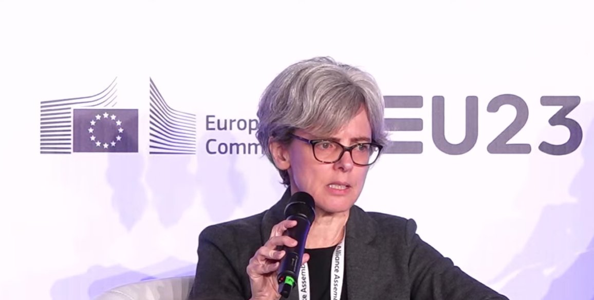 InTouchAIEU (@intouchaieu) on Twitter photo 🤖 Joanna Goodey <a href="/EURightsAgency/">EU Fundamental Rights ➡️ #HumanRights</a> shares her experience ensuring #AI is safe.
Discrimination and bias are critical, but we must look at the full range of rights AI can impact.
2 areas we had a closer look:
➡️ predicting policing
➡️ offensive speech
#4thAIAllianceMadrid 🤖 Joanna Goodey <a href="/EURightsAgency/">EU Fundamental Rights ➡️ #HumanRights</a> shares her experience ensuring #AI is safe.
Discrimination and bias are critical, but we must look at the full range of rights AI can impact.
2 areas we had a closer look:
➡️ predicting policing
➡️ offensive speech
#4thAIAllianceMadrid