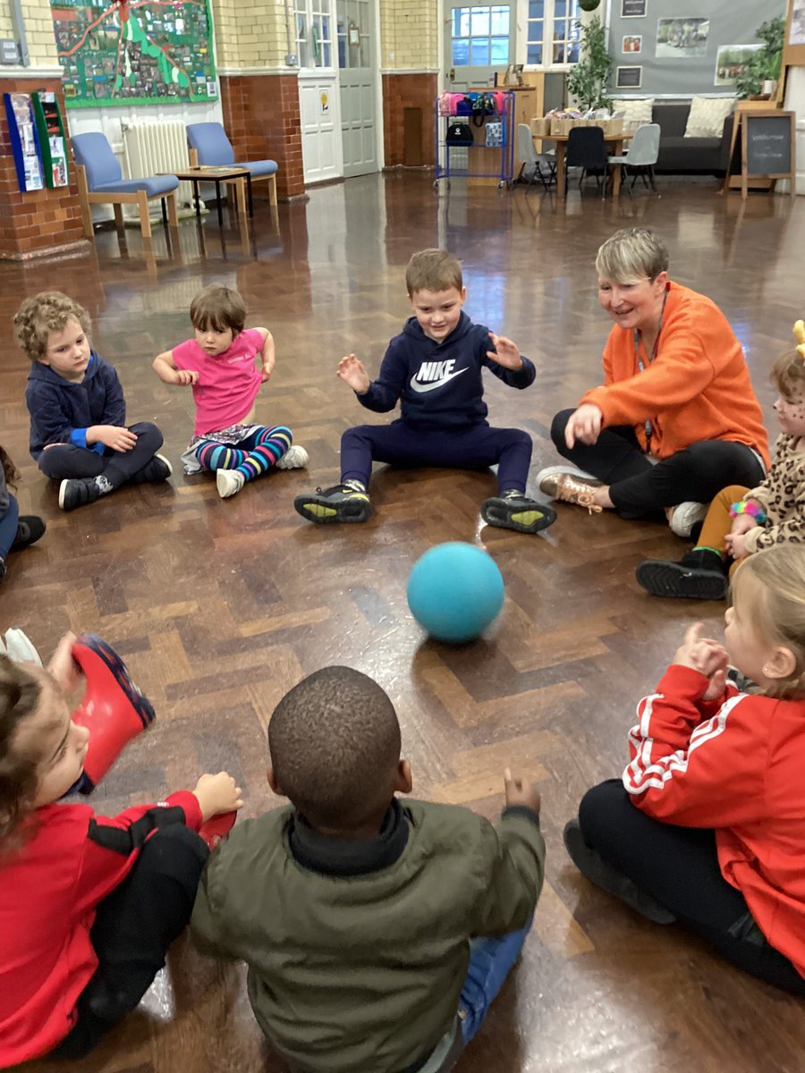 FishergateEYU's tweet photo. #buildingrelationships #managingself Fridays are nursery children’s favourite day - circle games in the hall. Today we remembered our friends names and rolled the ball to each other. https://t.co/HCGbAbkozW