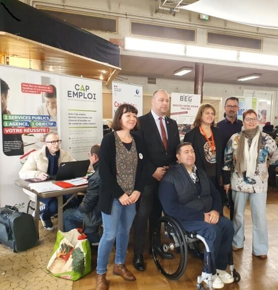 christellevanc2's tweet photo. #seeph2023 C'est parti pour le forum de #recrutement    organisé en #partenariat par Pôle emploi, Cap emploi, l’Agefiph avec L’Open Paratennis du Loiret et la ville de Saran : plus de 40 #entreprise et 200 demandeurs d'emploi 👏#insertion #emploi @poleemploi_RCVL @patrick_boissy https://t.co/nCvWdN3j9O