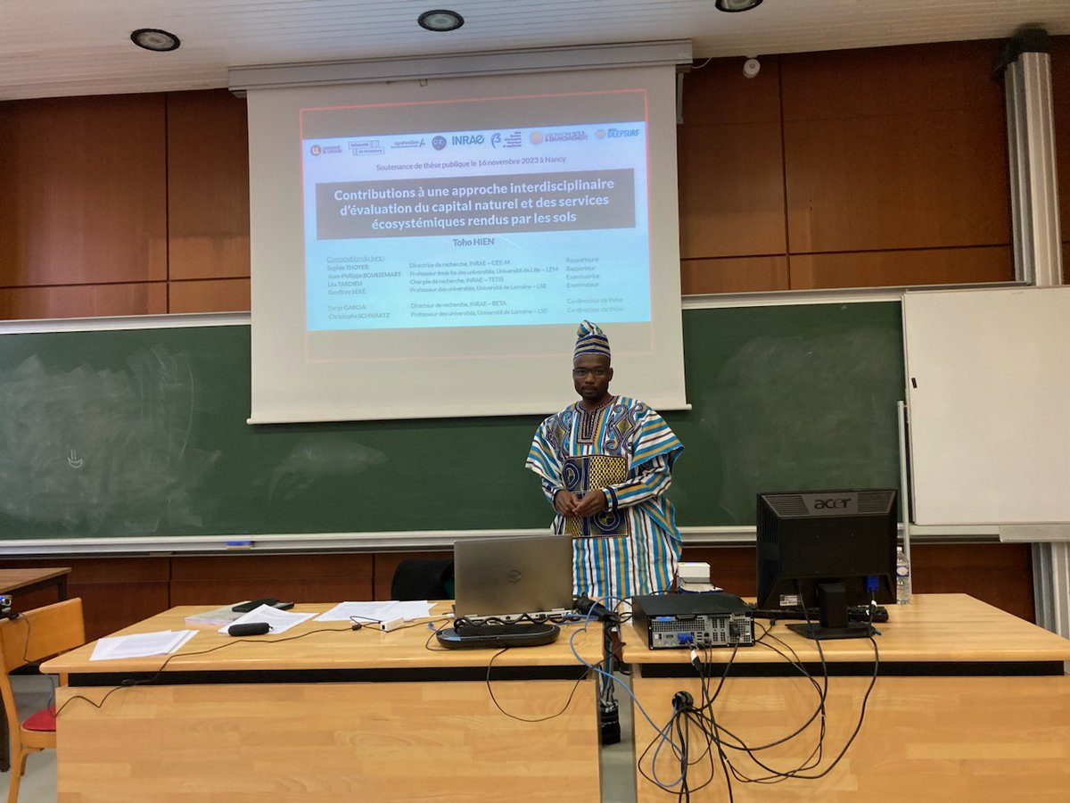 TohoHien's tweet photo. I'm pleased to announce the successful defense of my PhD in Economics on November 16, 2023. It has been a journey with all shades of emotions. Many thanks to my supervisors @SergioMGarcia and @schwartz_lse.
@beta_economics @lse @INRAE_France @Univ_Lorraine https://t.co/qn6CZKhHS8