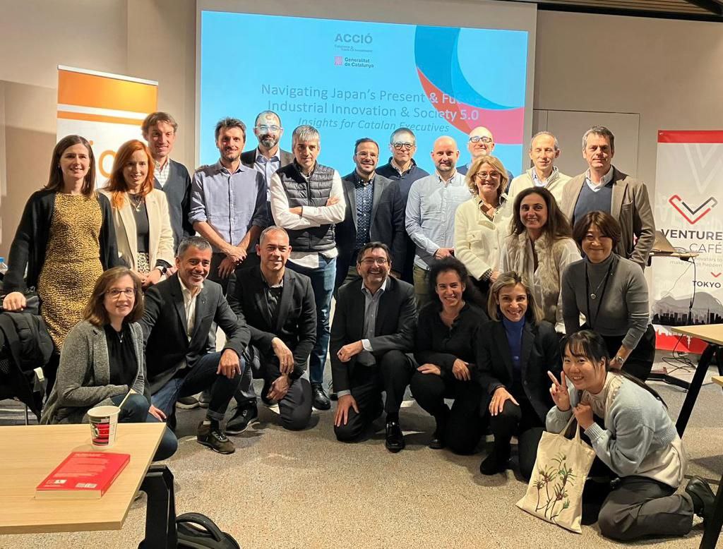packcluster's tweet photo. Aquesta setmana hem celebrat #StrategicClusterWeek @accio_cat a #Tokio amb 17 clústers de l'ecosistema català
#Inspiració, #Coneixement #Innovació i #Networking @RakutenJP @desigual #SCWJapo23 https://t.co/SvbwQakt4E
