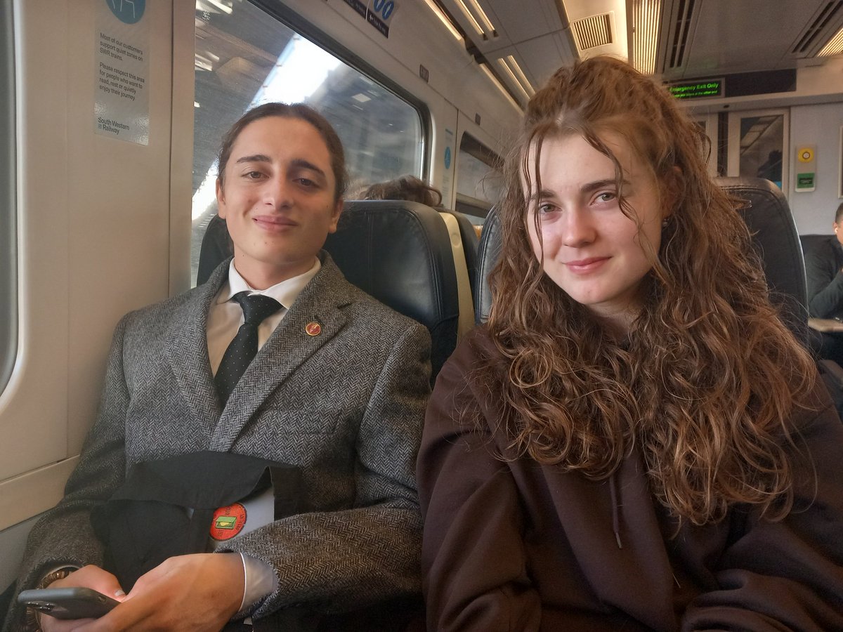 BCPsMYPs's tweet photo. On our (slightly delayed) way to Houses of Parliament for today's debate! @BCPCouncil @UKYP https://t.co/Kvgoftyqij