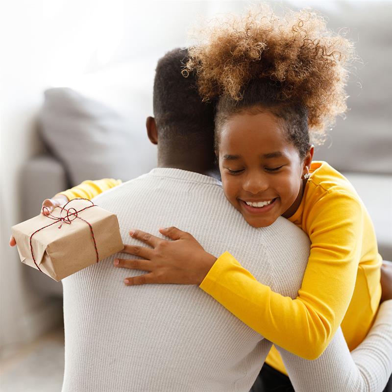 As the festive season approaches it’s a good time to talk about how to manage your child's gift expectations. Check out our top tips to get the conversation started. #MyMoneySense #FinancialEducationForKids   
natwest.mymoneysense.com/parents/articl…