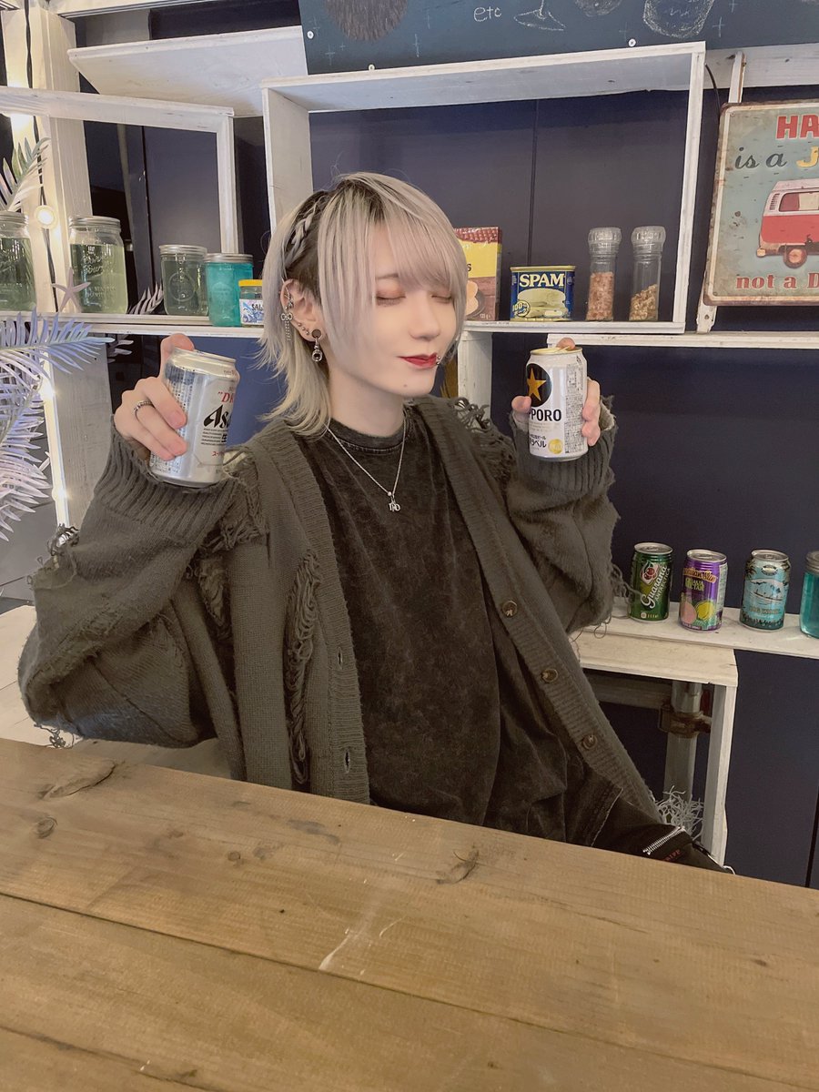 社不ねる💤 tweet media