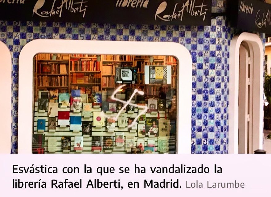 irenevalmore's tweet photo. Aunque las librerías parecen espacios serenos y alejados del mundo trepidante, en sus anaqueles palpitan las luchas de cada siglo.

Abrazo infinito, Lola y familia @LibreriaAlberti #Madrid https://t.co/DoHS56HYJa