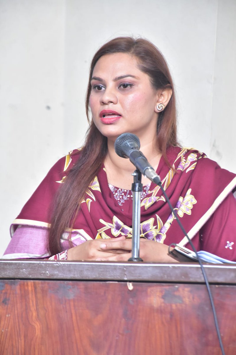 pk_awam's tweet photo. One-day seminar at Govt. College University IR Department, marking #InternationalDayOfTolerance! With @Tearfund, AWAM aims to delve into 'Strengthening Social Harmony: The Academia's Role.' https://t.co/WAzh88nZwk