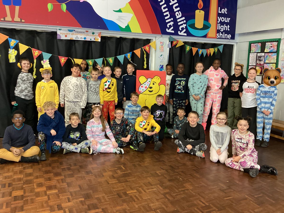 ctkrcps's tweet photo. Year 5 are having Pudsey fun completing our #bearpeechallenge @BBCCiN https://t.co/NKI5MHgIVh