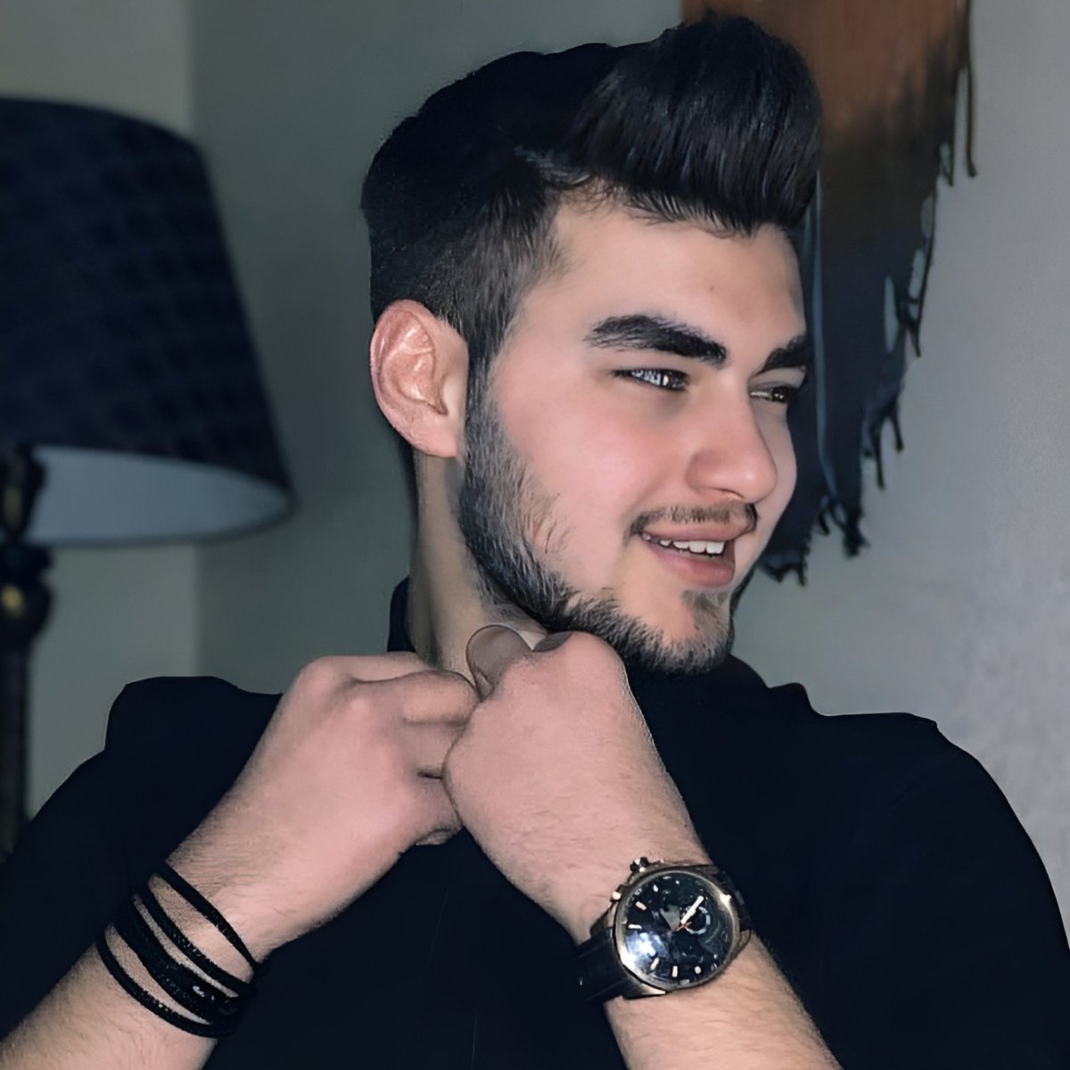 سالگرد حمیدرضامونه؛ نشونی ما همین خنده های مرده‌اس...🖤 #حميدرضا_روحى