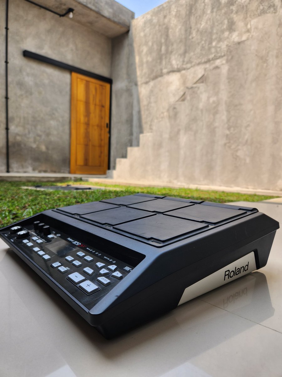 vhan_s's tweet photo. Roland SPD SX
Only 7,xxx,xxx
081911909900 https://t.co/g8p1GJ5fxA