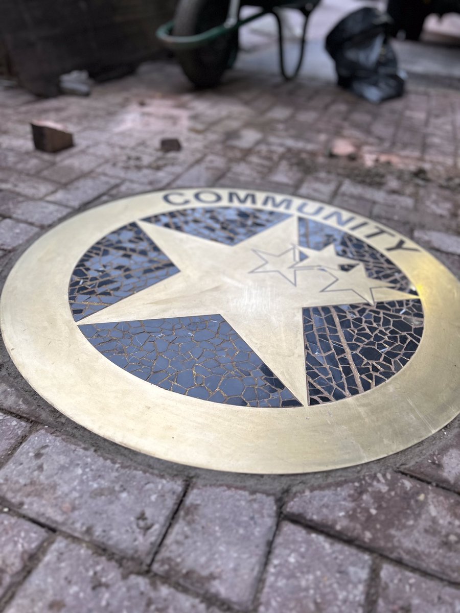 The star is now in the ground which I’m so happy to have designed it ,the mosaic work was done by Tomo, The Walk of Honour comprises of five big stars: Community, Music, Arts, Sports and Market. In between the stars will be smaller stars for individuals and organisations