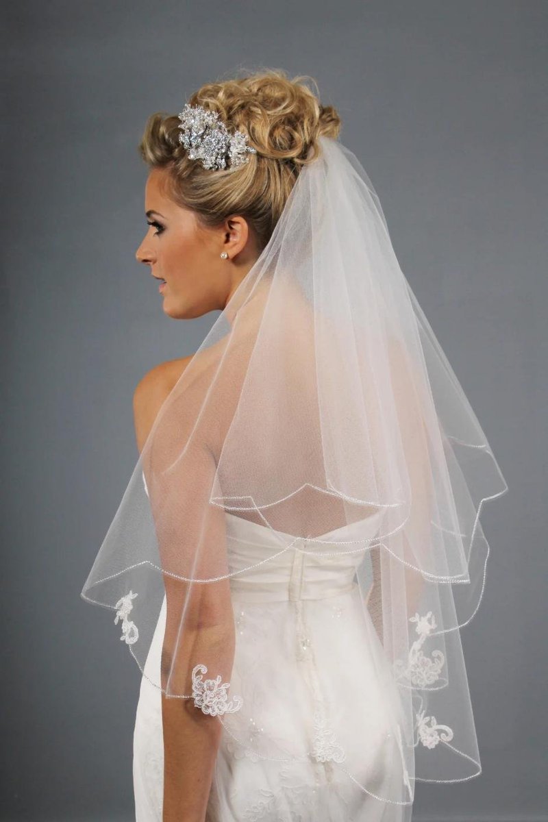 bridalapparel's tweet photo. At Bridal Apparel Leeds, we have a very keen eye for detail. 

Our gorgeous range of accessories will ensure your wedding dress oozes wow factor on your big day.

Choose from designer veils, underskirts, headpieces and jewellery to complement your specific bridal look.

#brid ... https://t.co/dUO2sr3UyF