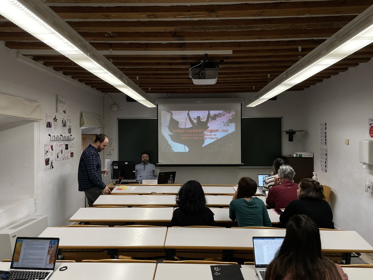 IB_Franklin's tweet photo. @Comic_ECC_UAH @UAHes @FundacionBBVA @juliacgs @MJoseMompean @diegomatosag Sesión II
 
Diego Matos, doctor en Comunicación, modera el Panel A:   
 
🗨️ “Superhéroes y comic-books” 
📍 Aula Jorge Guillén, Colegio de Trinitarios   
 
#ComicConIF https://t.co/3FHWxIn8fk
