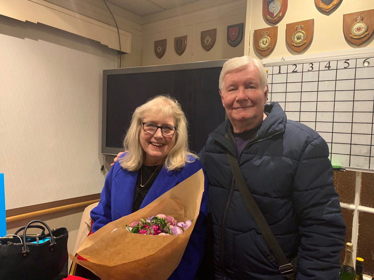 taxi_leaks's tweet photo. Great evening yesterday with @Councillorsuzie explaining  the double jeopardy of Taxi drivers being punished twice under Khans TfL 

Susan, a huge supporter of our trade, will be a fantastic Mayor of London next May, and she is fully behind
#WhereBusesGoTaxisGo https://t.co/bPOYwVYYef