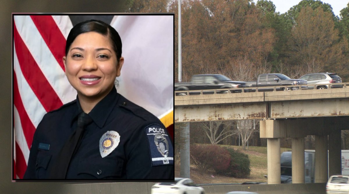 DstnyRichardsTV's tweet photo. On #WakeUpCLT: NCDOT is dedicating a bridge in honor of fallen CMPD officer Mia Goodwin.

She died in the line of duty in Dec. 2021 -- struck by a tractor trailer while helping close part of I-85 after a truck spill.

There will be a private dedication ceremony this afternoon. https://t.co/RUxzlGqyAr