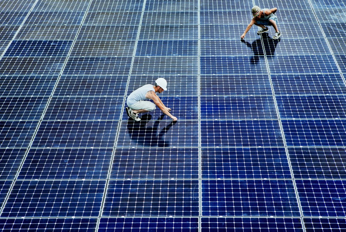 De klimaatdoelen vereisen dat gemeenten en onderwijsinstellingen hun vastgoed sneller verduurzamen. Dit is vooral uitdagend voor #gemeenten en in het basis- en voortgezet #onderwijs. Lees de nieuwe #ING studie over de knelpunten en kansen: ing.nl/zakelijk/secto… <a href="/edse_dantuma/">Edse Dantuma</a>