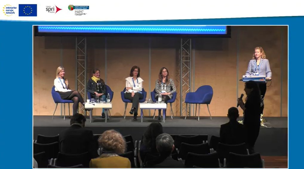 EYEprogramme's tweet photo. Our Local Contact Points discuss the synergies between EYE, EEN, and Clusters at the EEN conference, exploring benefits, practices, and challenges. These insights fuel our network's transformative direction. Let's amplify success, learn, and build a connected community. #EEN2023 https://t.co/l060Mg8FYK